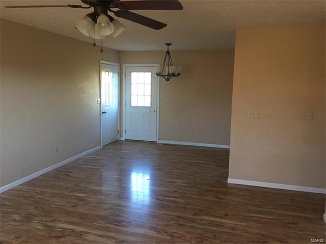 15356 Triangle, St Robert, MO 65584
