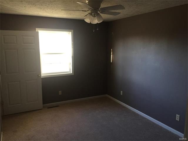 15356 Triangle, St Robert, MO 65584