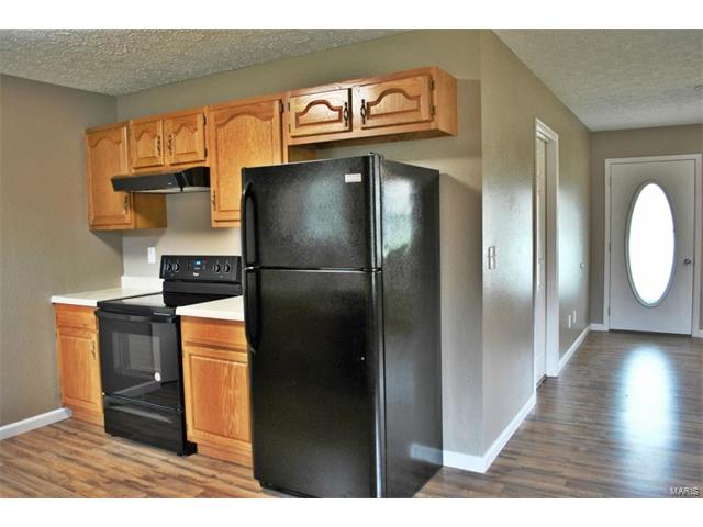 16500 Twilight Drive, St Robert, MO 65584