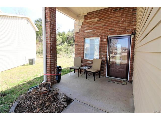 147 Hickory Ridge Rd, St Robert, MO 65584
