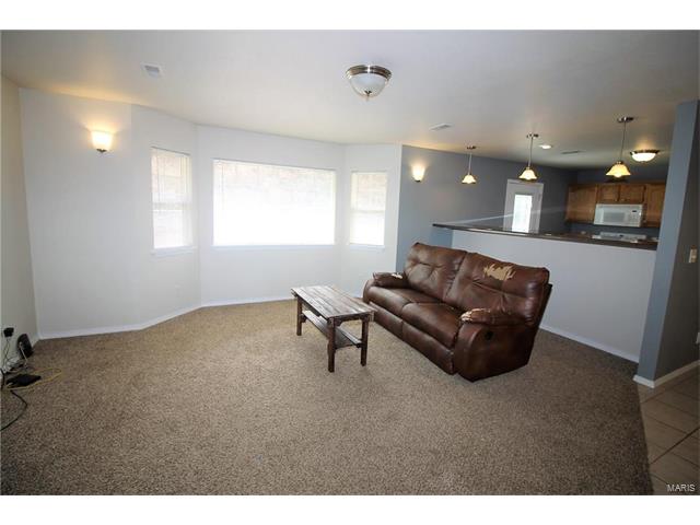 147 Hickory Ridge Rd, St Robert, MO 65584