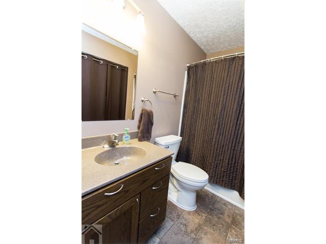 15039 Tampa Road, St Robert, MO 65584