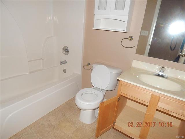 111 Birch Tree, St Robert, MO 65584