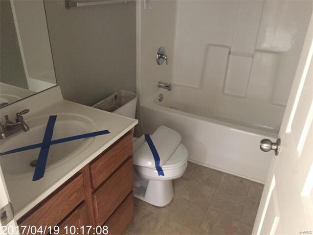 24227 Thistle Lane, St Robert, MO 65584