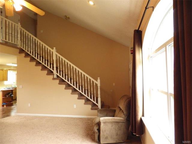 124 Hickory Valley, St Robert, MO 65584