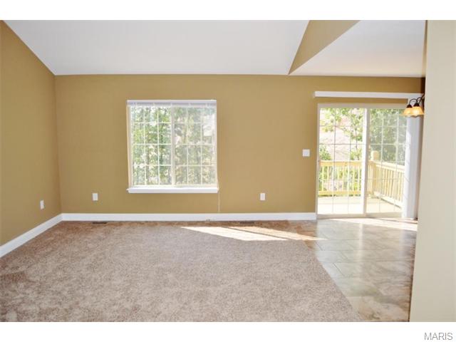 204 Sandstone Drive, St Robert, MO 65584