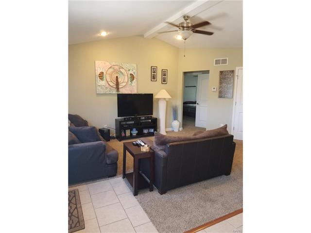 16275 Hailey Lane, St Robert, MO 65584