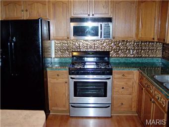 103 Hillcrest, St. Robert, United States 65584