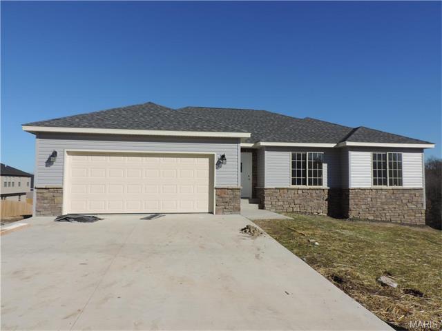 102 Quartz Court, St Robert, MO 65584