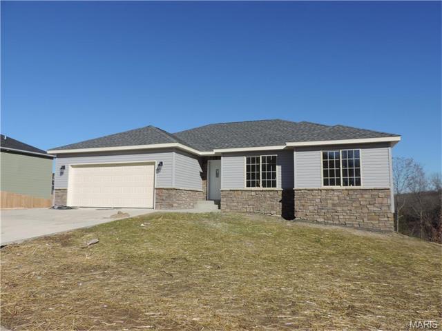 102 Quartz Court, St Robert, MO 65584