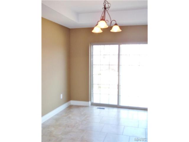 106 Quartz Court, St Robert, MO 65584