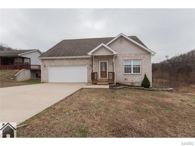 105 Birch Tree Circle, St Robert, MO 65584