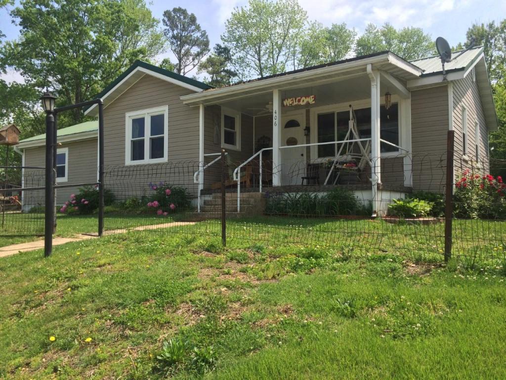 8610 Ash Street, Winona, MO 65588