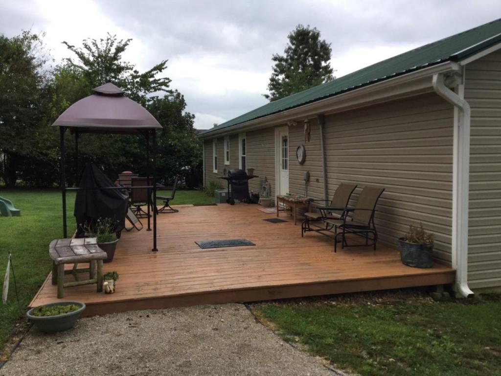 8610 Ash Street, Winona, MO 65588