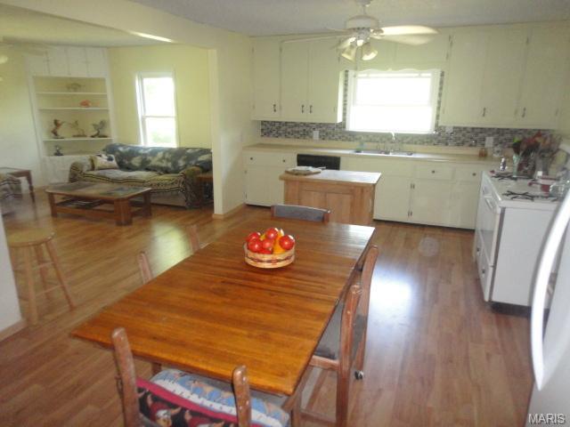 5298 Union Chapel Road, Yukon, MO 65589