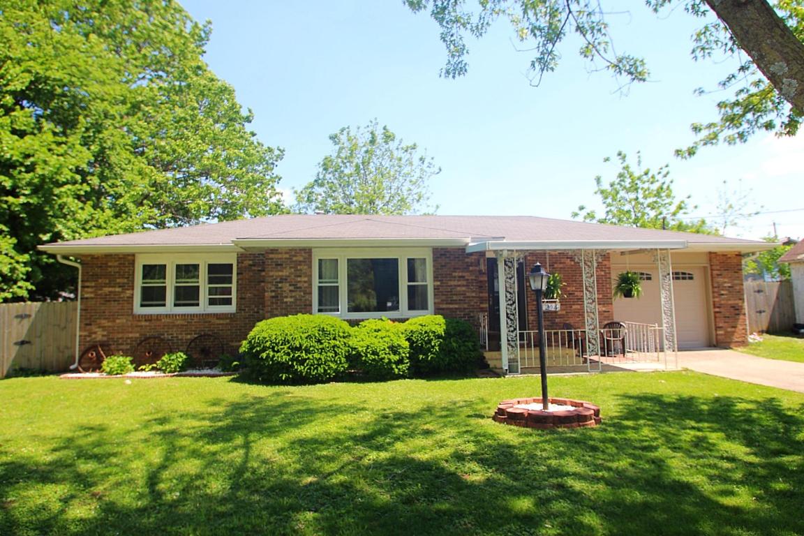 204 North Tower Avenue, Ash Grove, MO 65604