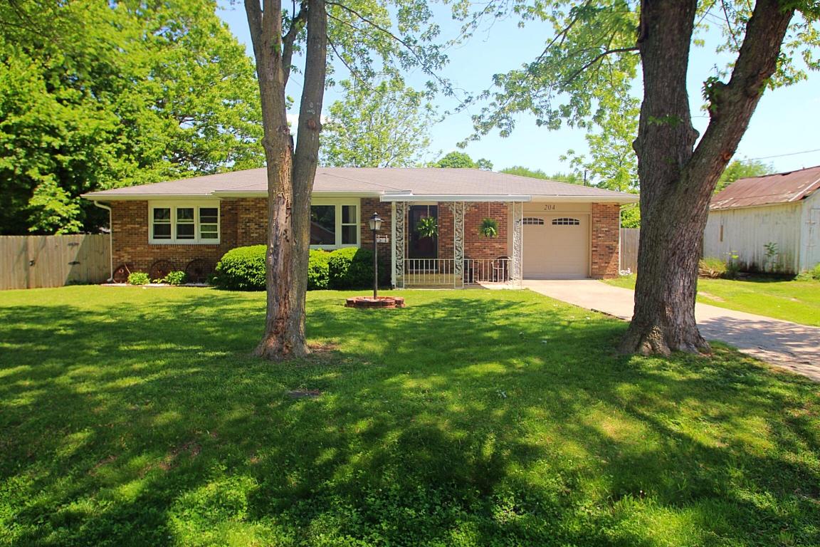 204 North Tower Avenue, Ash Grove, MO 65604