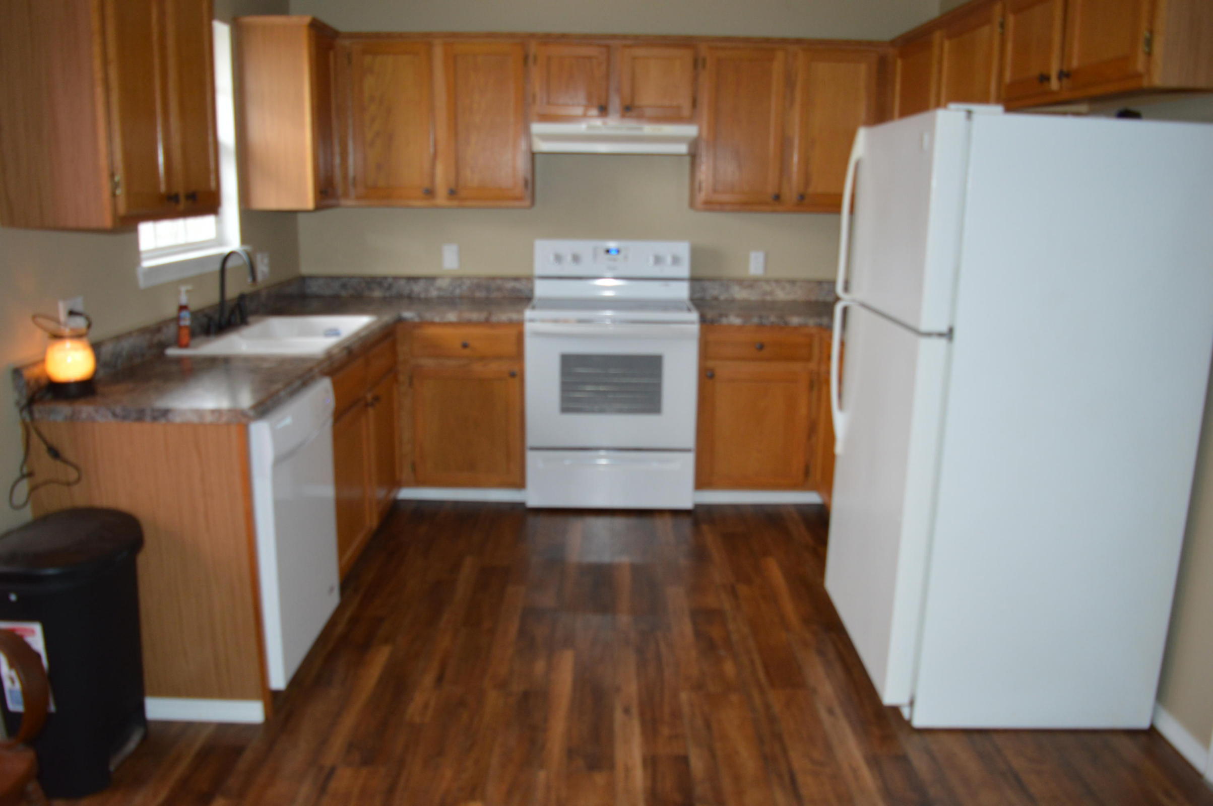 409 W Cline Street, Aurora, MO 65605