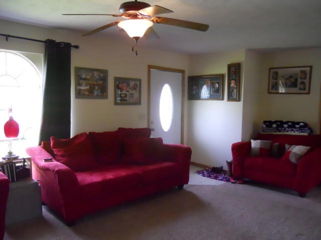 400 West St. Louis, Aurora, MO 65605