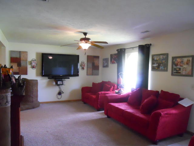 400 West St. Louis, Aurora, MO 65605