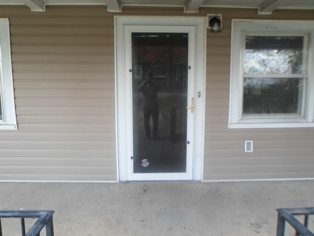 417 South Lincoln Avenue, Aurora, MO 65605