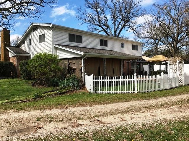 1520 South Hudson Avenue, Aurora, MO 65605
