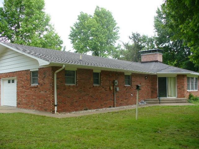 812 Terrace Drive, Aurora, United States 65605