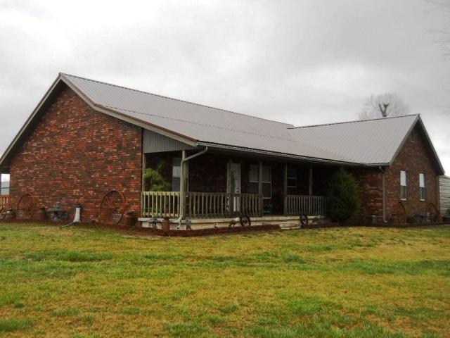 2460 State Highway 39, Aurora, United States 65605
