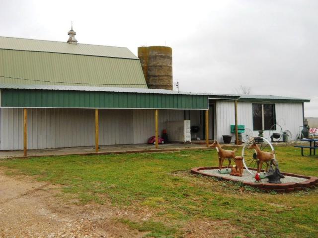 2460 State Highway 39, Aurora, United States 65605