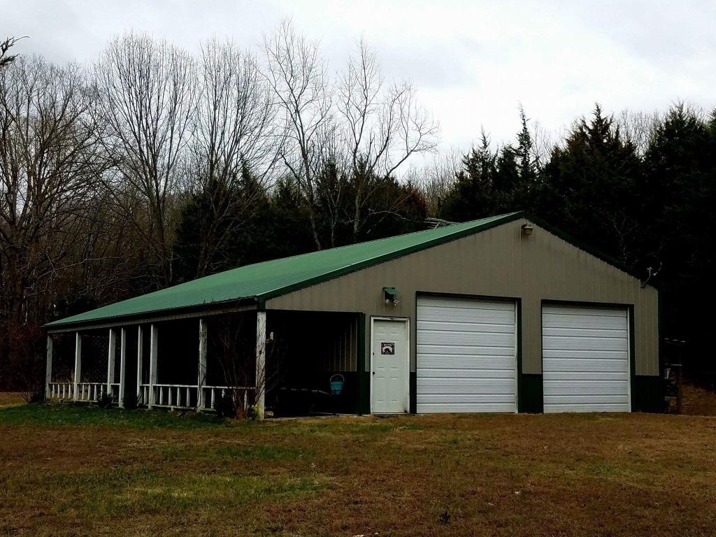 300 County Road, Ava, MO 65608