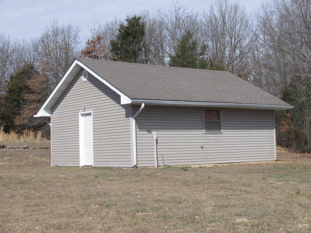 255 State Highway Ee, Bakersfield, MO 65609