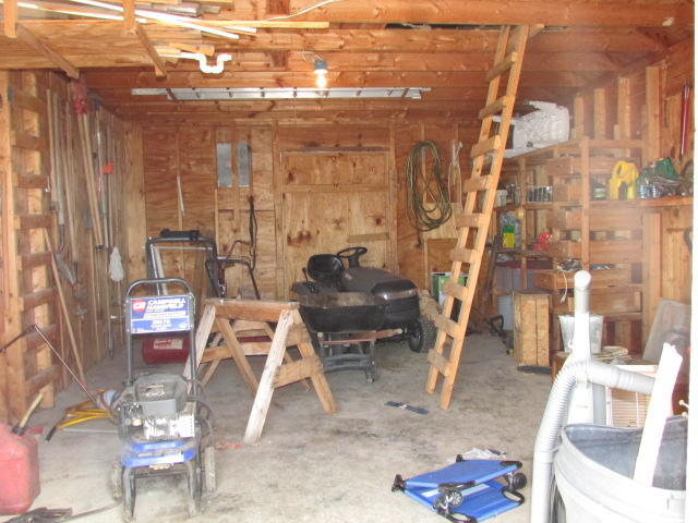 255 State Highway Ee, Bakersfield, MO 65609