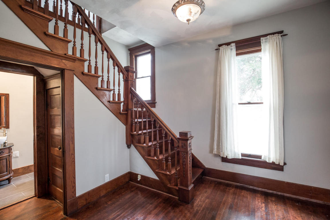 120 South Pine Street, Billings, MO 65610