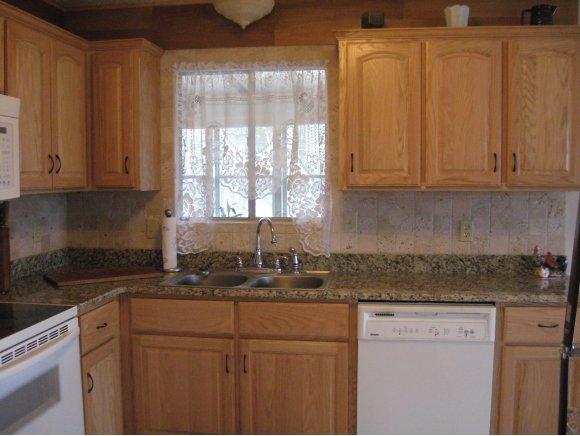 79 Hallie Drive, Blue Eye, MO 65611
