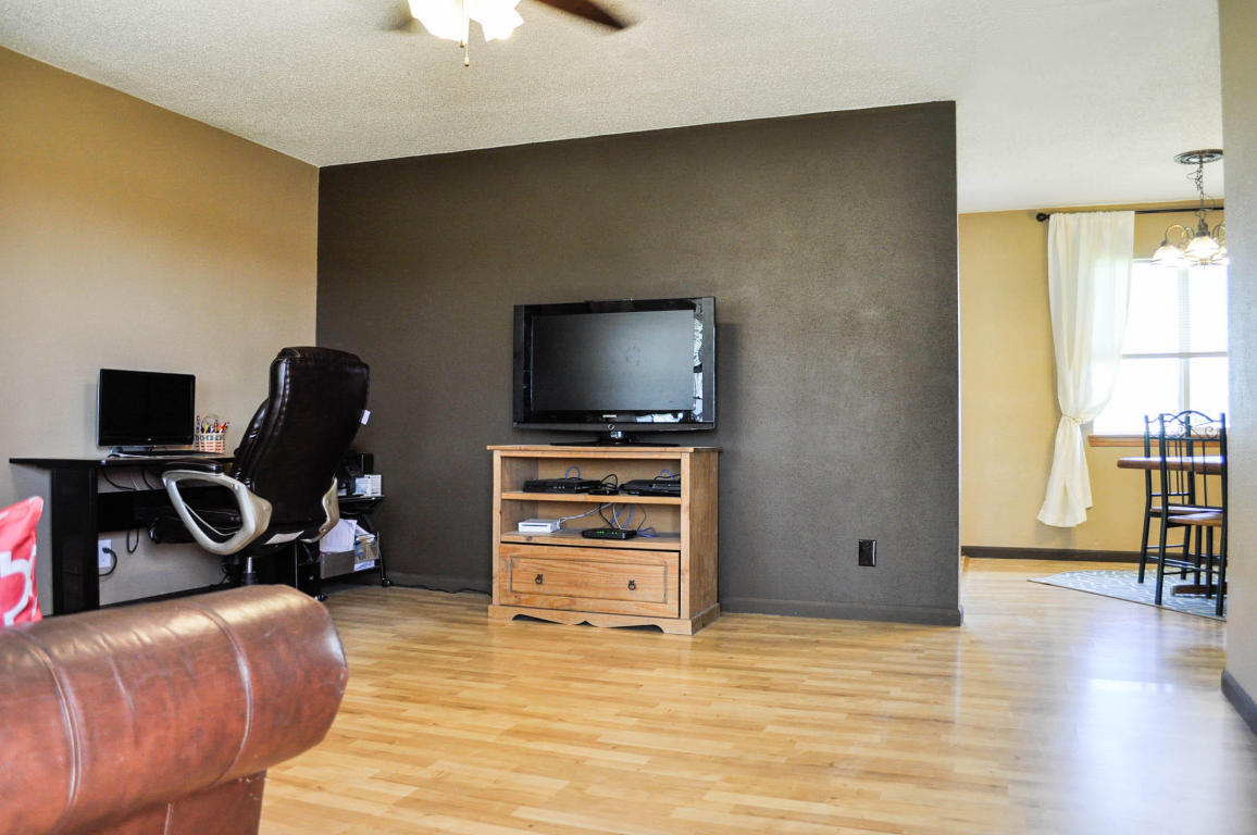 609 West Hughs Street, Bolivar, MO 65613