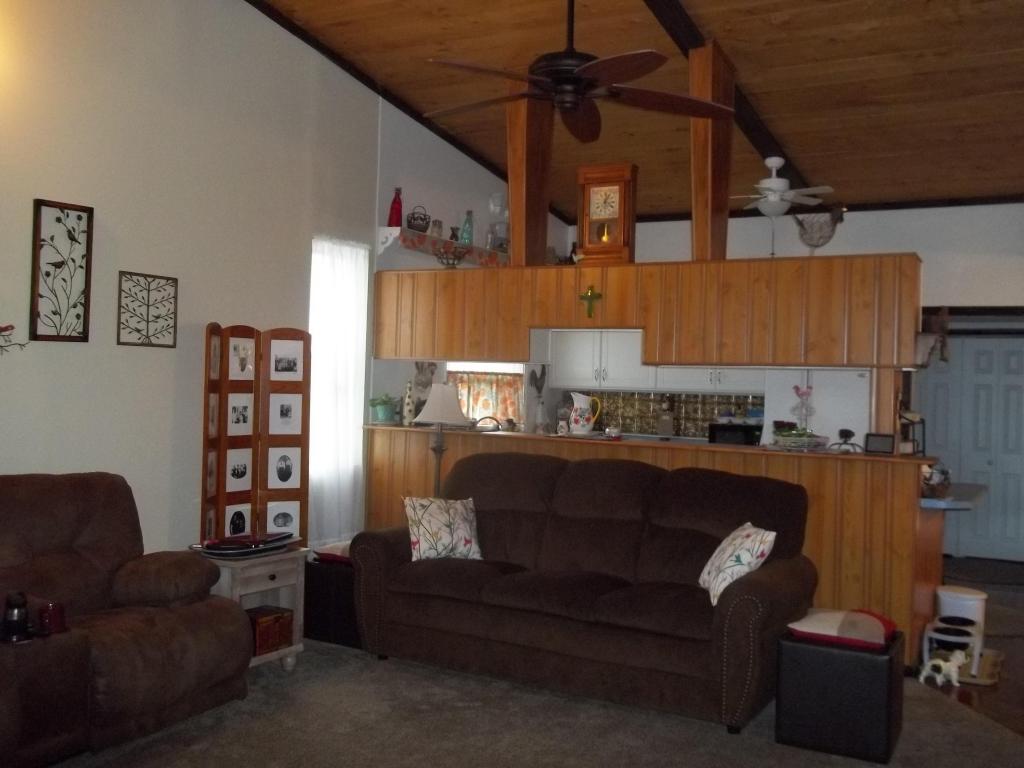 4543 South 132nd Road, Bolivar, MO 65613