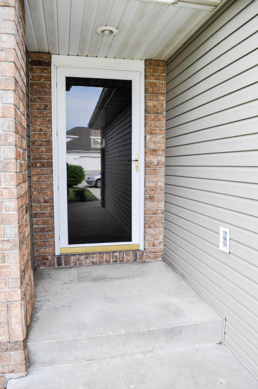 2960 South Hartford Avenue, Bolivar, MO 65613