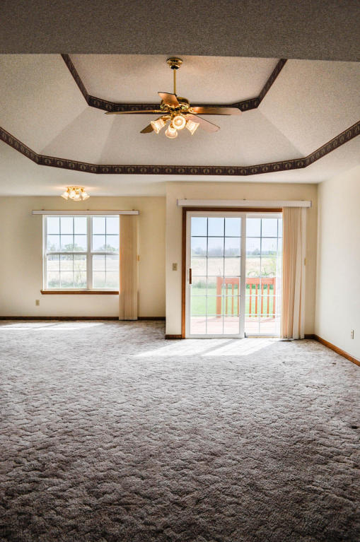 2960 South Hartford Avenue, Bolivar, MO 65613