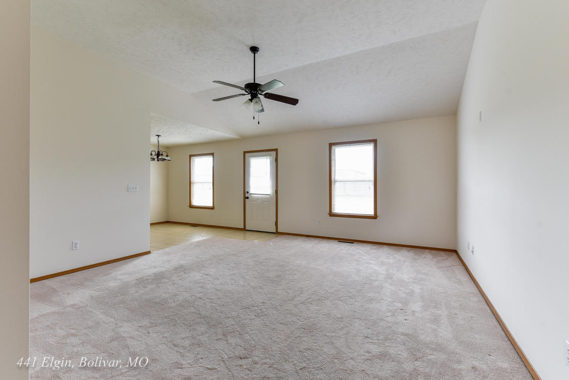 441 South Elgin Avenue, Bolivar, MO 65613
