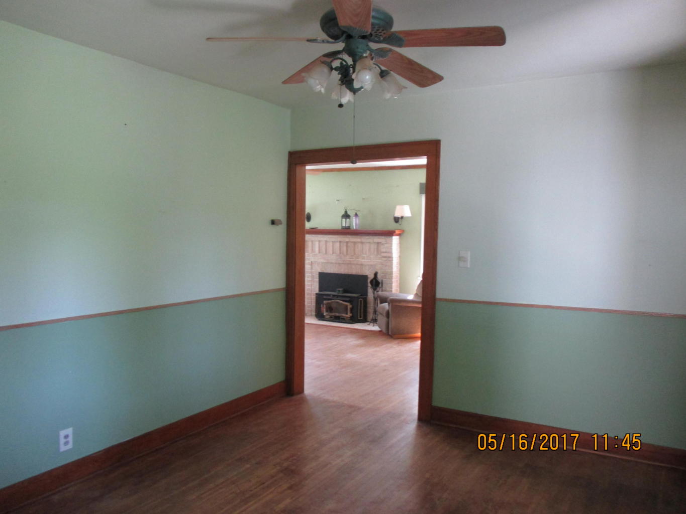 632 E Broadway St, Bolivar, MO 65613