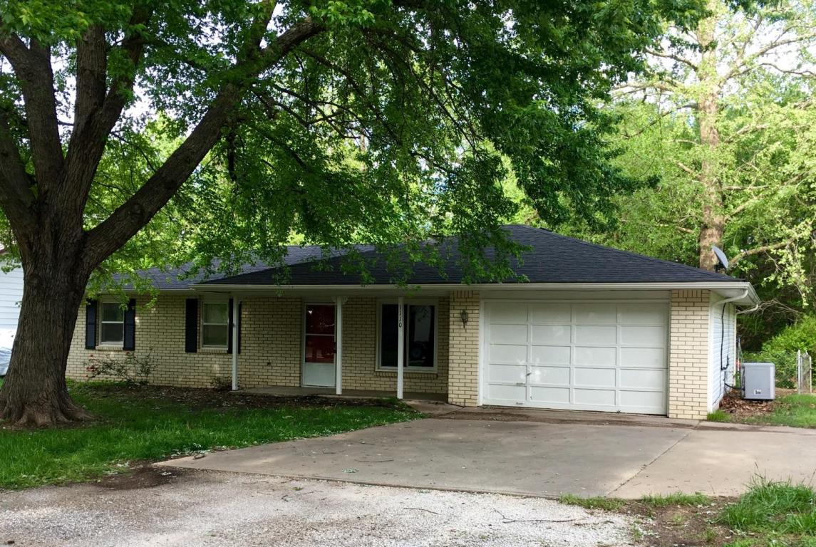 1110 Carl Avenue, Bolivar, MO 65613