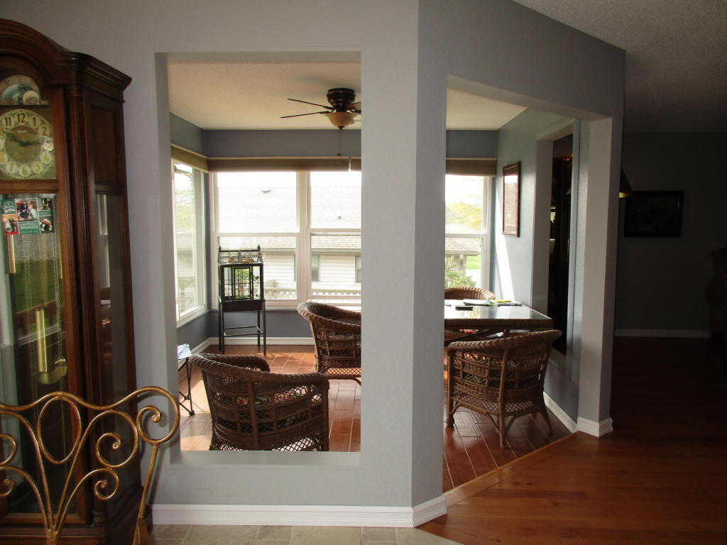 880 Redel Place, Bolivar, MO 65613