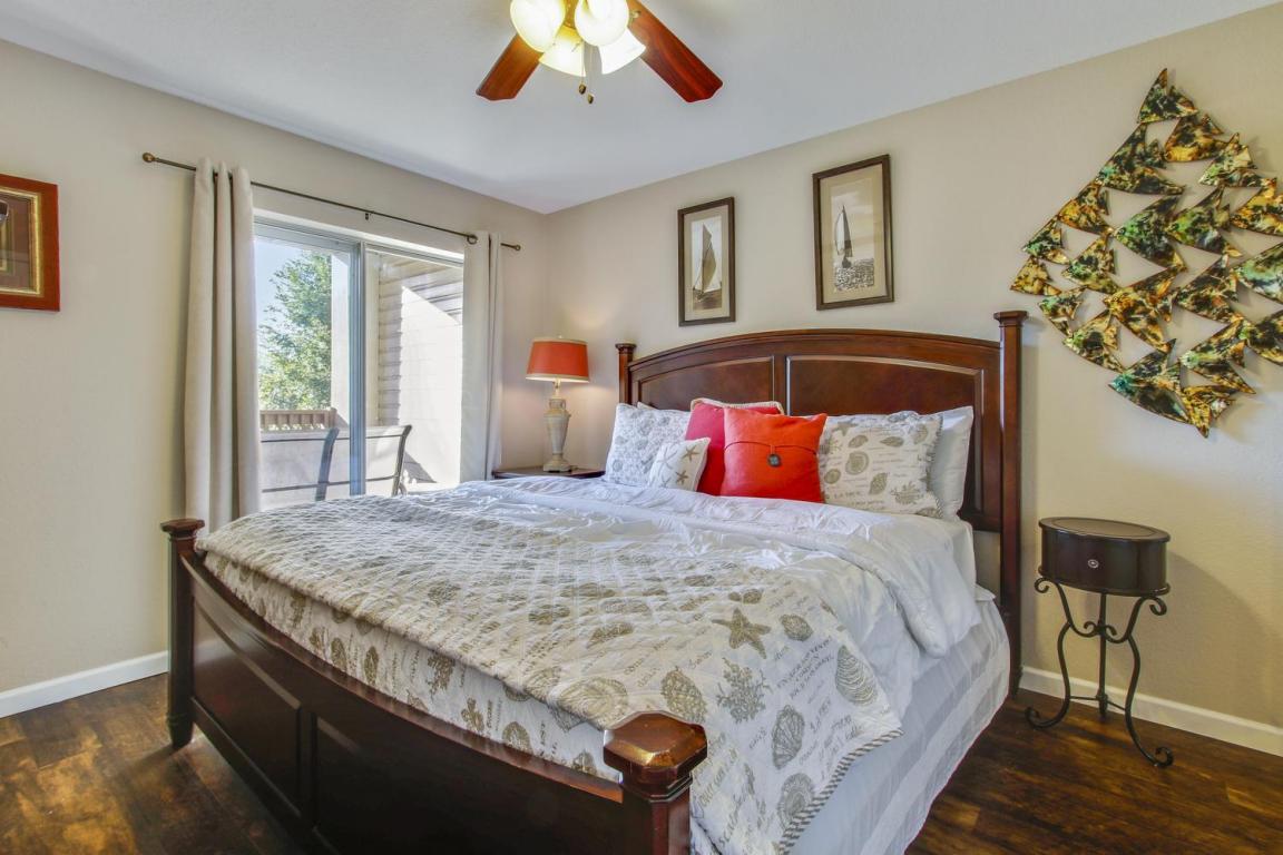 4 Woodpecker Lane, Branson, MO 65616