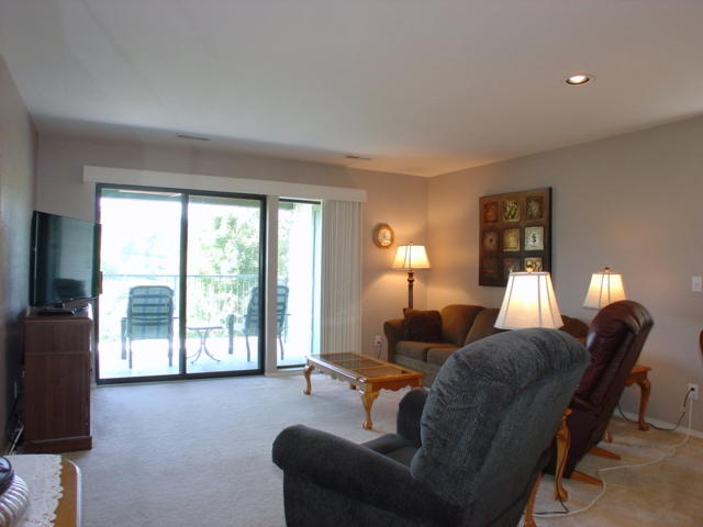 2700 Green Mountain Drive, Branson, MO 65616