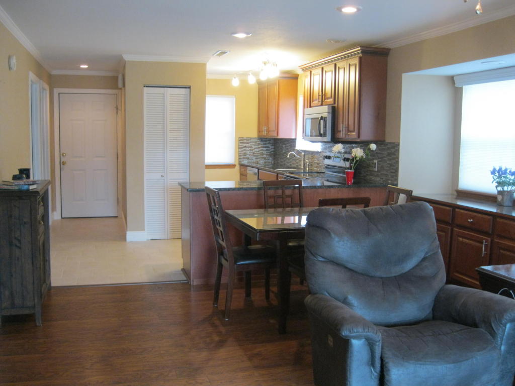 19 Goldfinch Dr, Branson, MO 65616