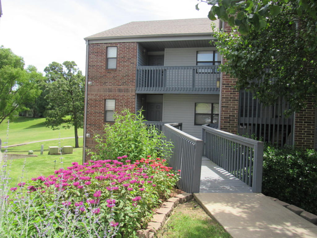 128 Bunker Ridge, Branson, MO 65616