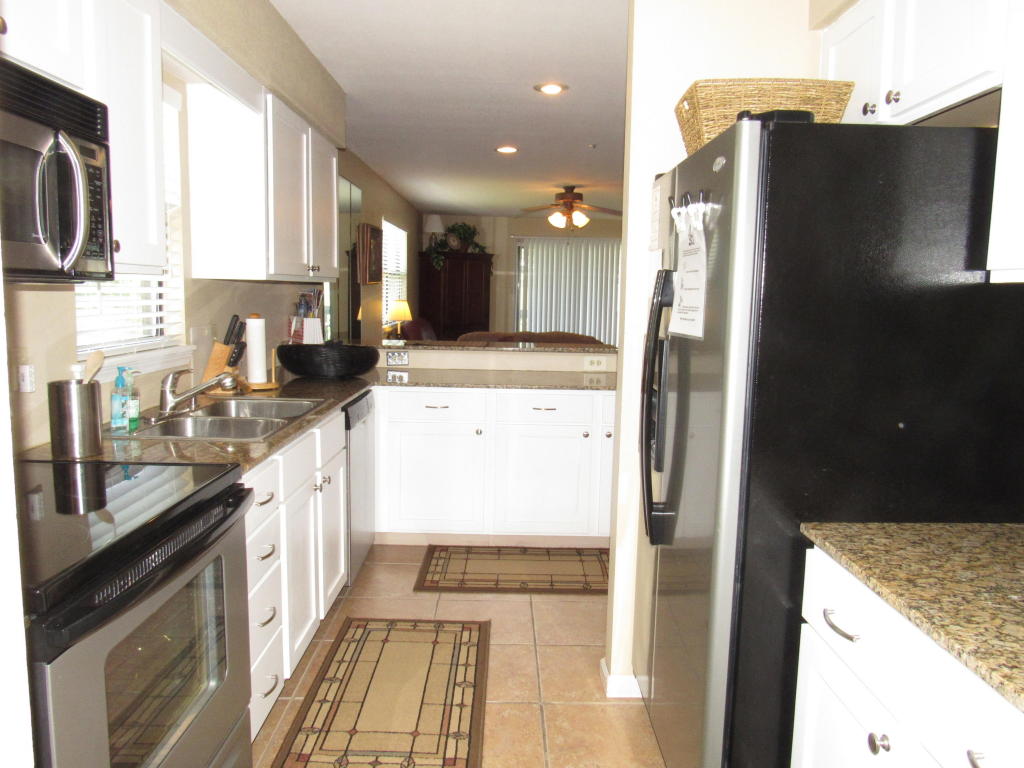 128 Bunker Ridge, Branson, MO 65616