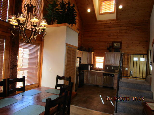 300 Summer Drive, Branson, MO 65616