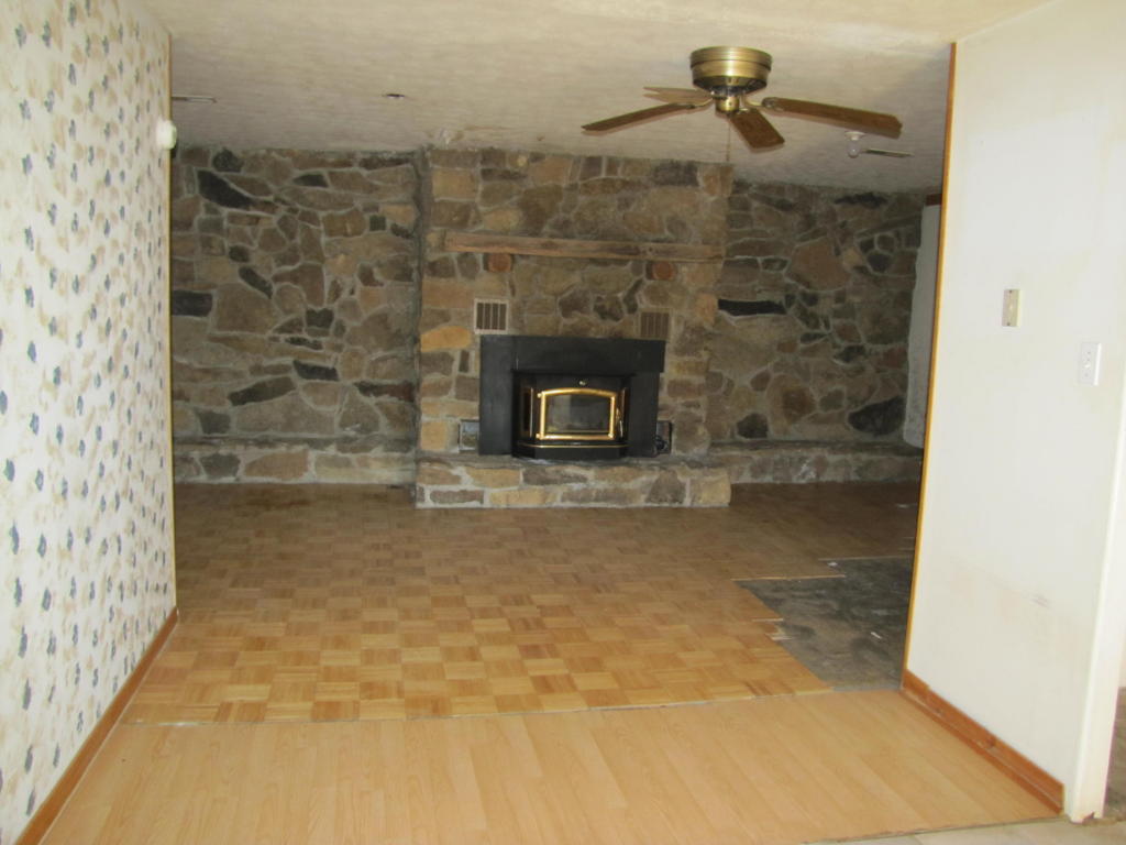 1776 West Farm Road 2, Brighton, MO 65617
