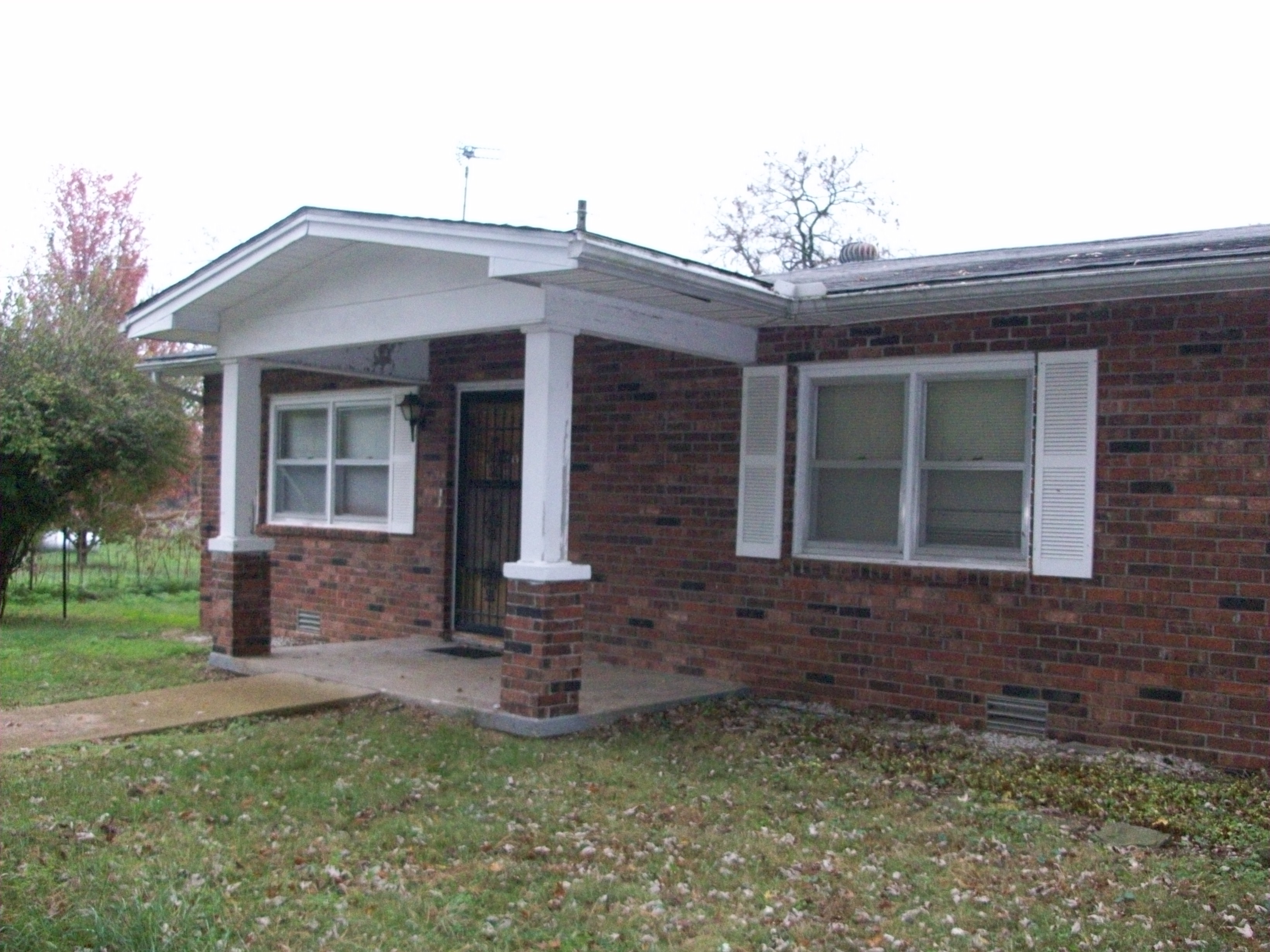11734 N FR 119, Brighton, MO 65617